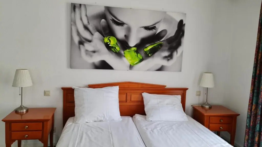 Square Boutique Hotel & Brasserie
