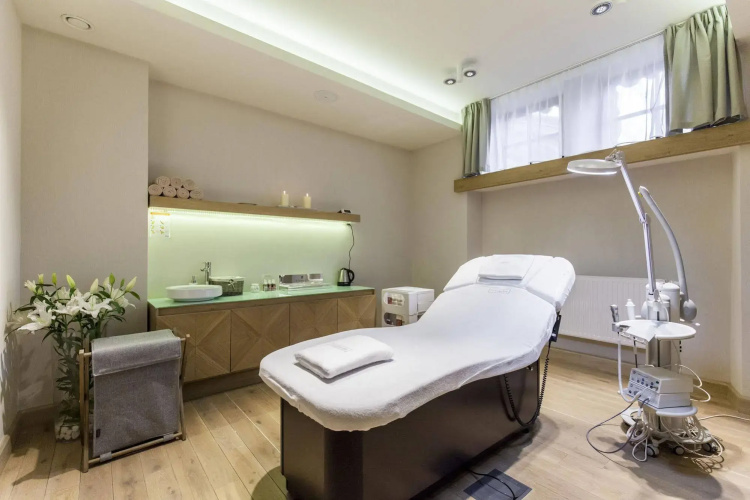 ARIES Hotel & SPA