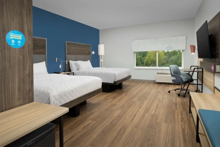 Quadruple room
