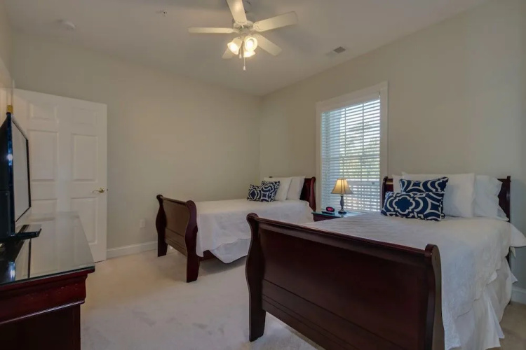 4851 Luster Leaf Circle Magnolia Pointe 202 by RedAwning
