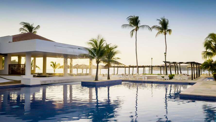 Imagen de Barcelo Huatulco   All Inclusive