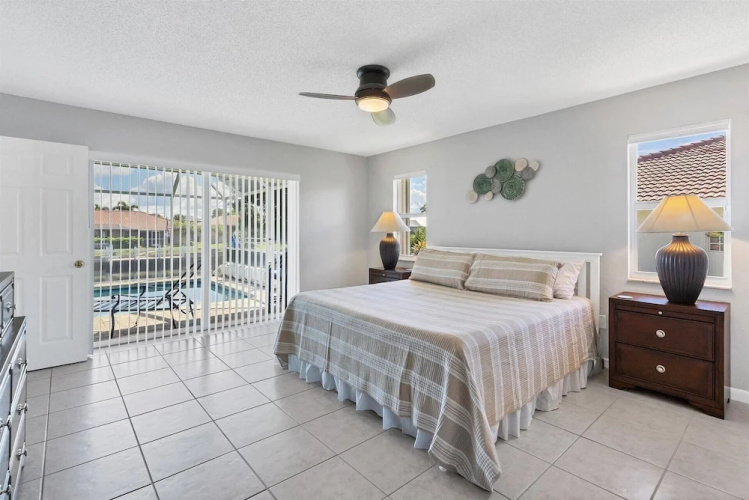 890 Coronado Drive
