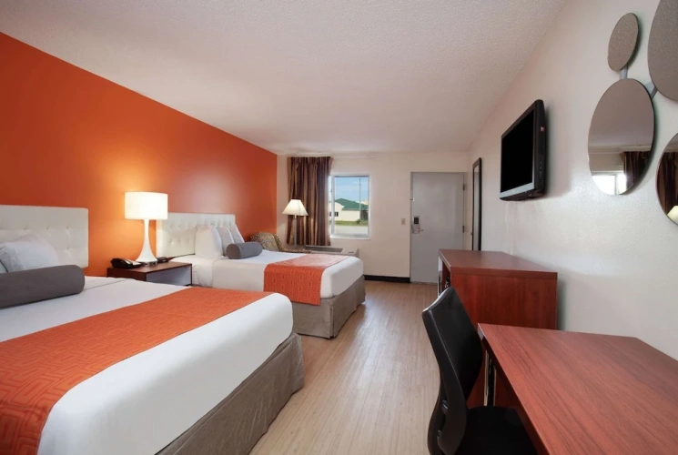 Standard Quadruple room with balcony