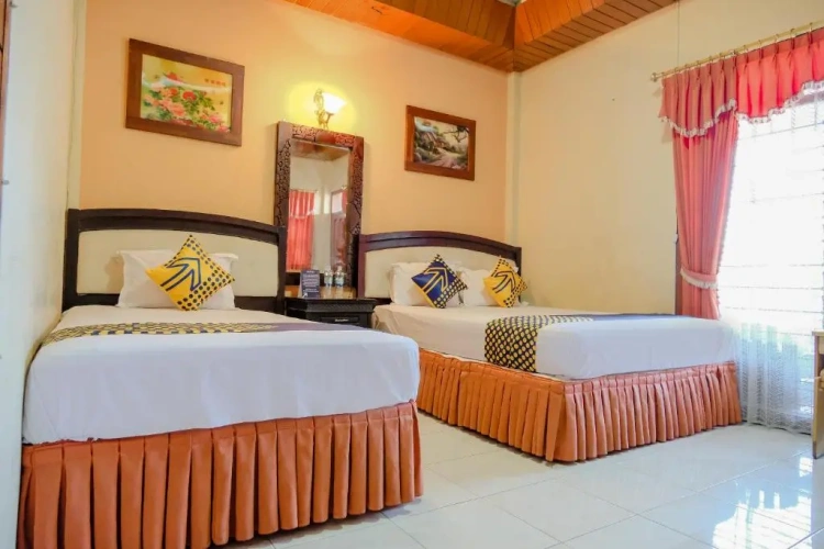 Economy Triple room