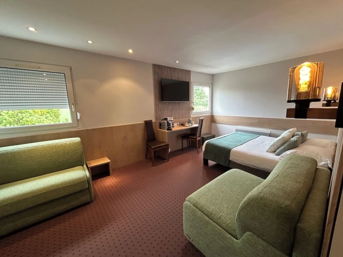 Standard Triple room
