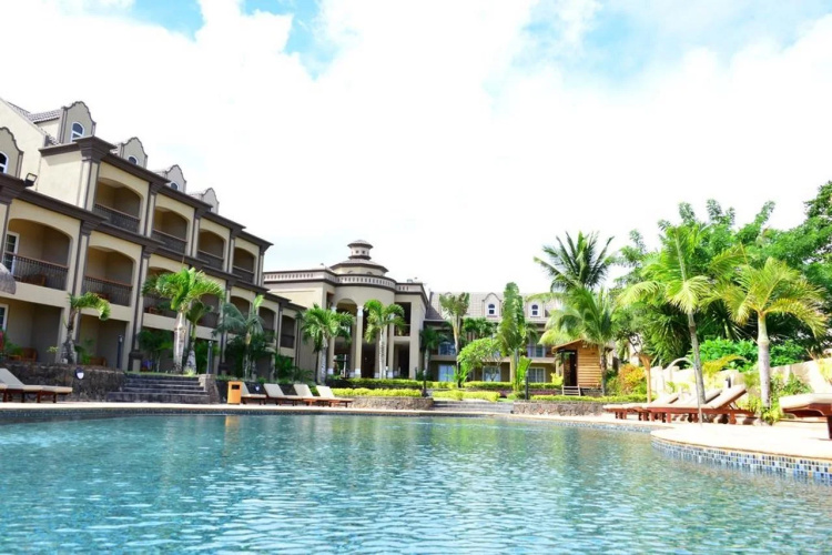 Sunset Reef Resort & Spa