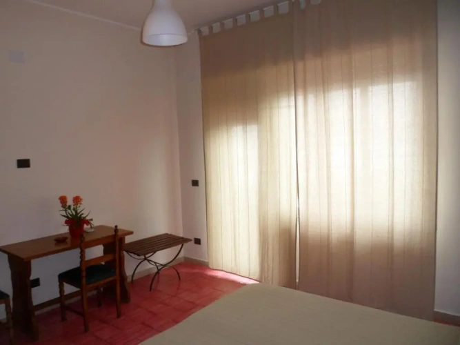 Standard Triple room with view