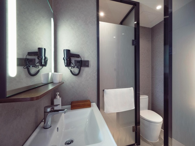 Superior Double room with street view