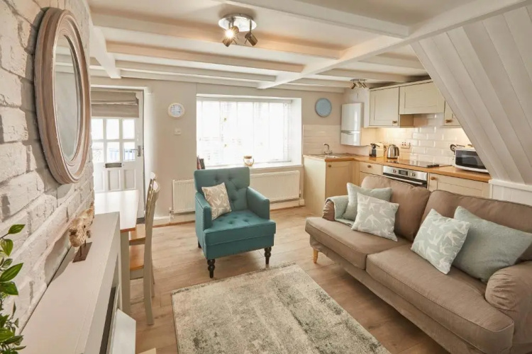 Host & Stay - Jet Cottage
