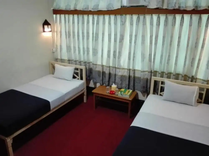 Smile Motel