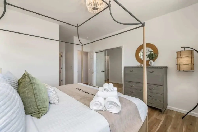 @ Marbella Lane - Stylish House + Impressive Views