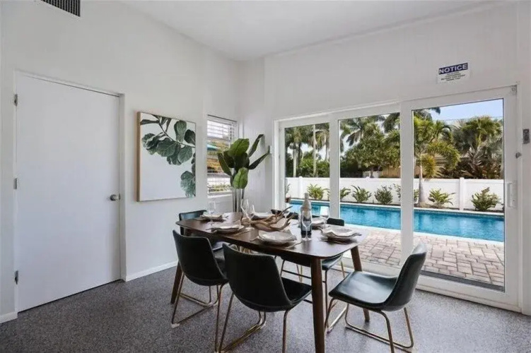 The Palm Leaf 3 Bedroom Home by RedAwning