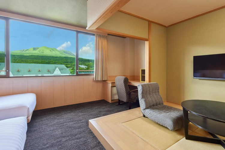 Kamenoi Hotel Aso Park Resort