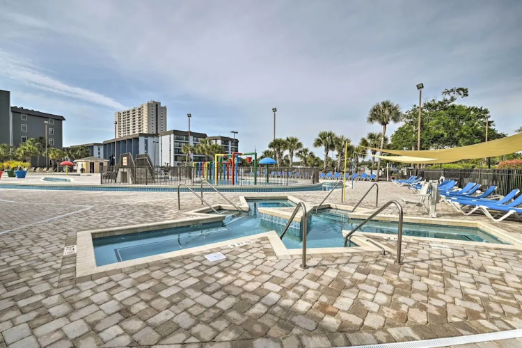 On-site Ocean Access: Myrtle Beach Resort Condo!