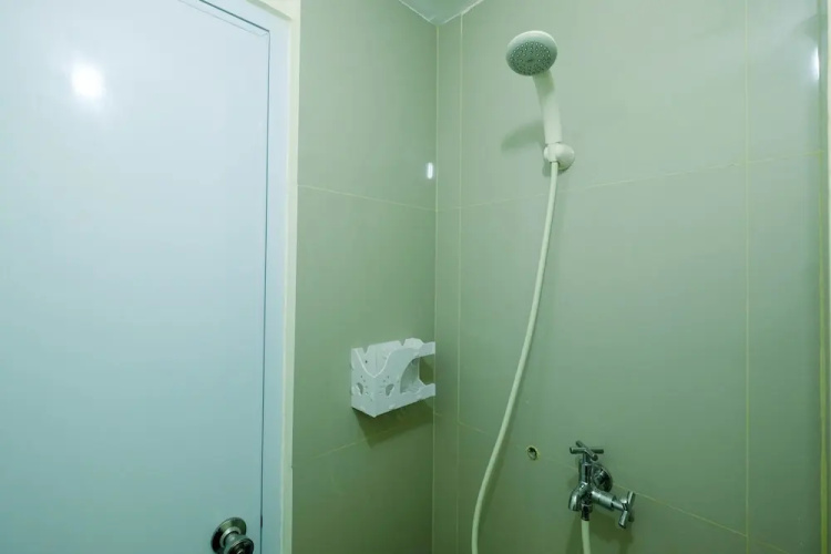 Homey Studio Apartment @ Bogorienze Resort