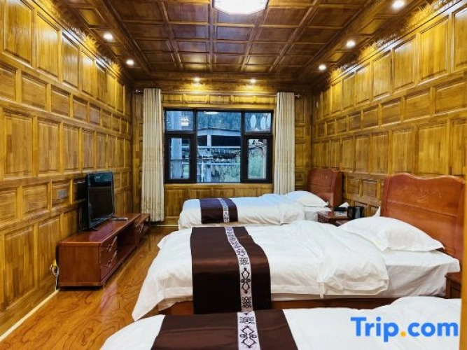 Deluxe Triple room