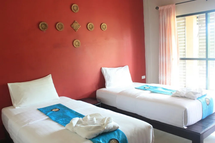 Sawasdee River Kwai Lodge