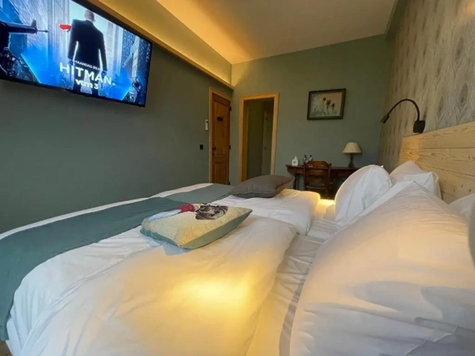Standard Triple room