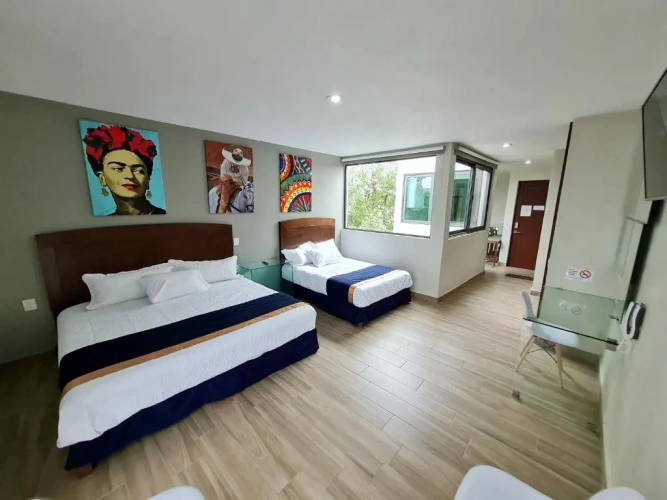 Deluxe Double Suite