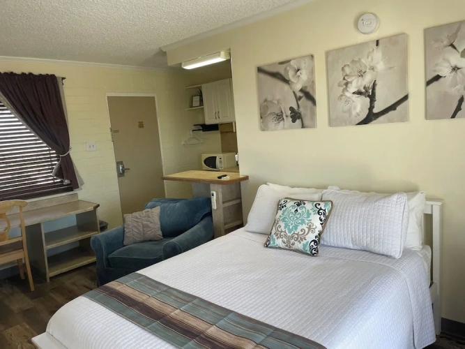Standard Double room with mountain view