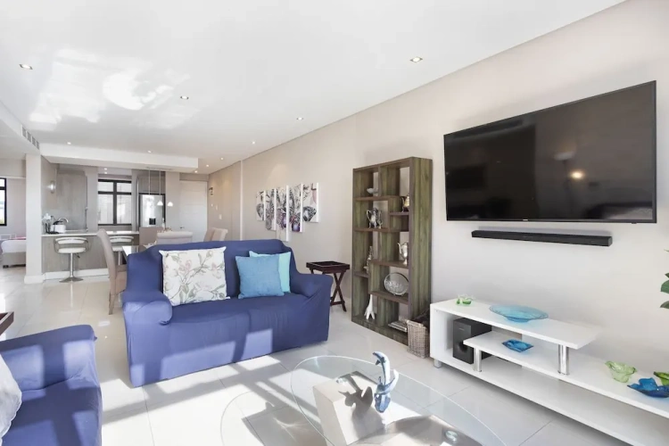 2 Bedrooms Apartment