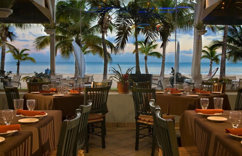 Courtyard Isla Verde Beach Resort photo 40