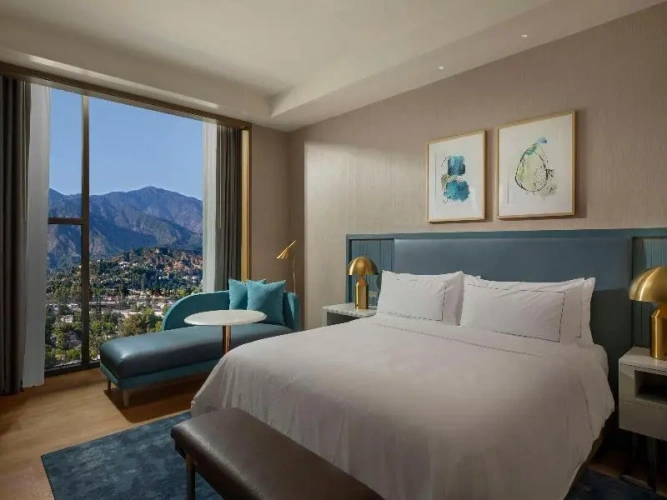 Double Suite