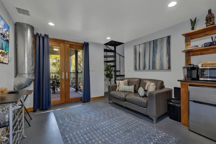 Double Cottage