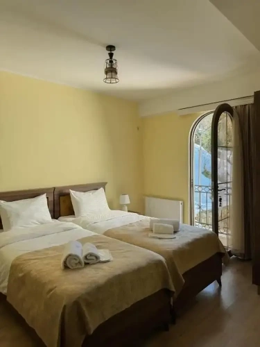 1 Bedroom Standard Twin room
