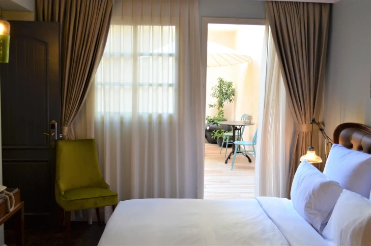 2 Bedrooms Deluxe Quadruple room