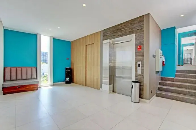 Townhouse Oak Ixo Hotel