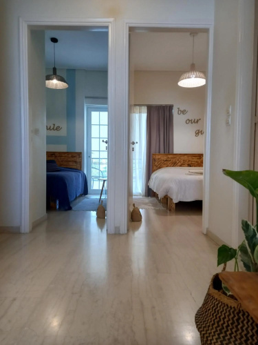 Evie's apartment