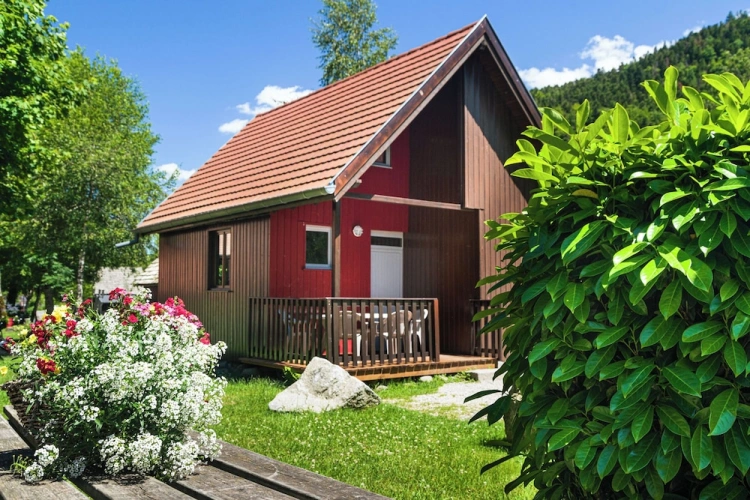 2 Bedrooms Classic Chalet