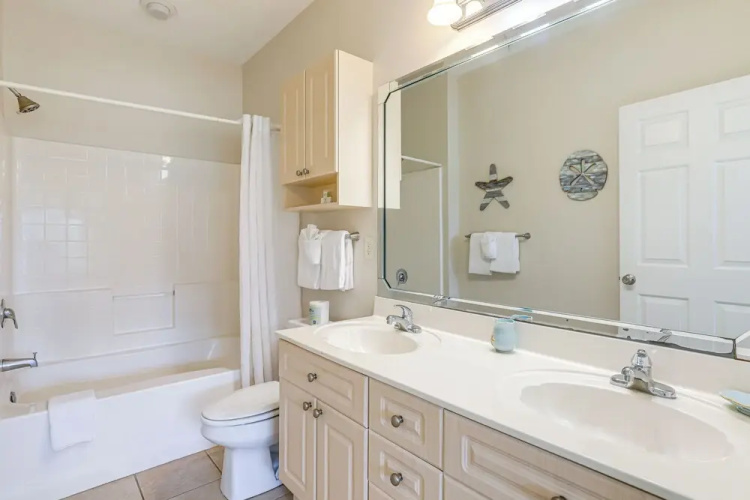 Golf Course Getaway w/ Pool Access in Myrtle Beach