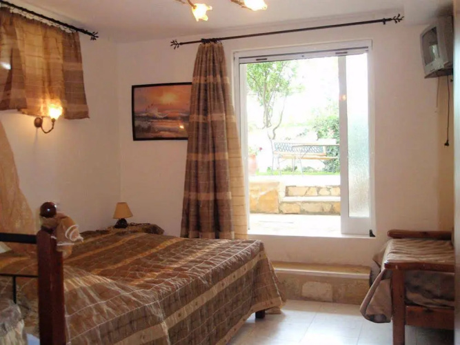 Villa Olga Apartments & Studios