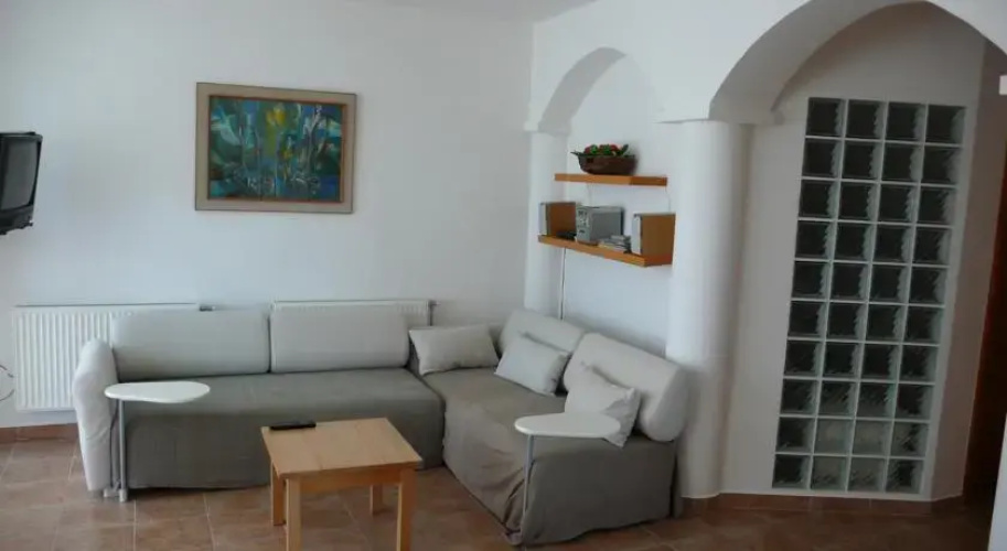 Forrás Vendégház