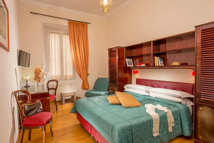 Vatican Suites Apartments