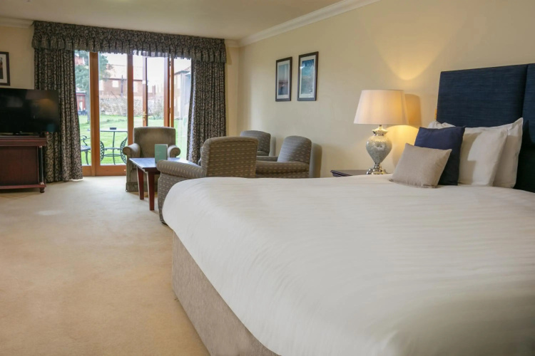 Knights Hill Hotel & Spa