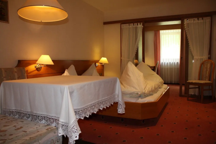 Hotel Zebru