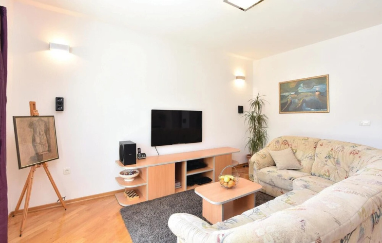 Nice Home in Split With Wifi and 3 Bedrooms