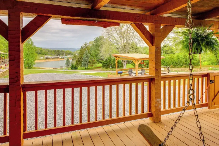 Rivers View - Cherokee Lake Cabin w/ Fire Pit!