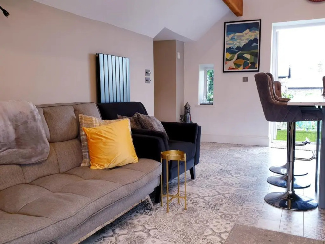 Central Windermere Luxury two bed Apartment Dog Friendly