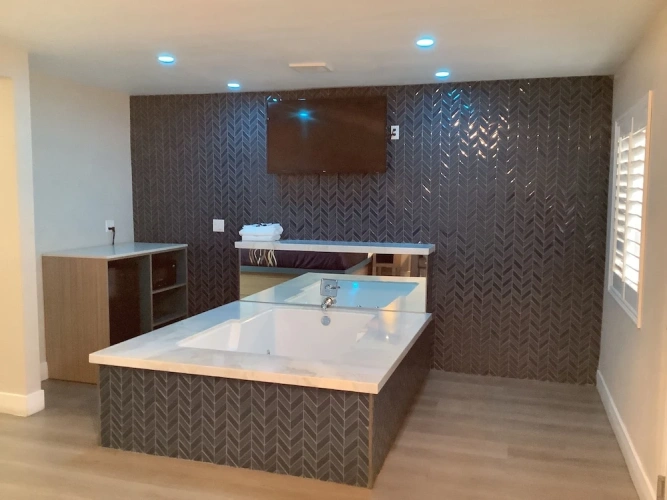Double Suite