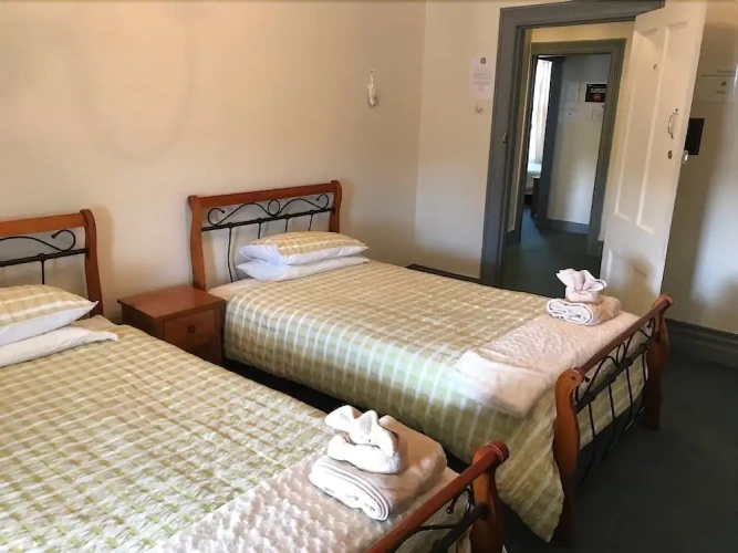 Standard Twin room with balcony