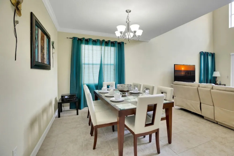 Paradise Palms 2966