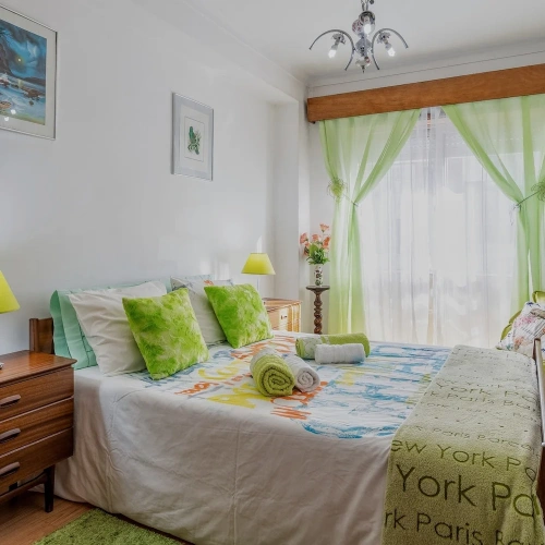 2 Bedrooms Apartment with city view