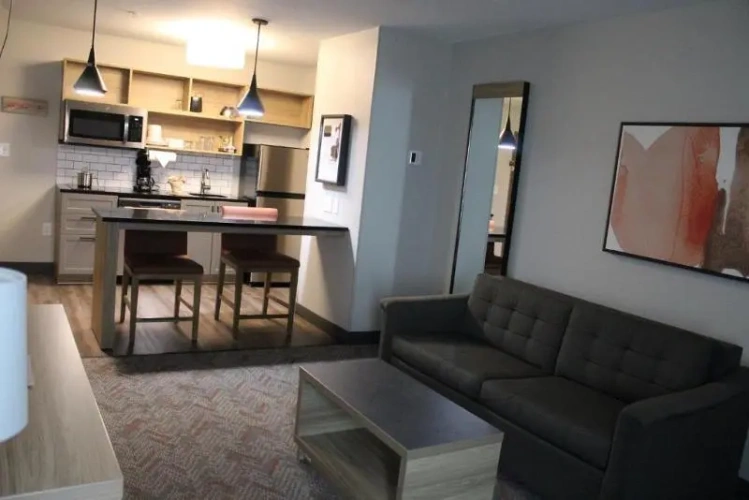 Standard Suite