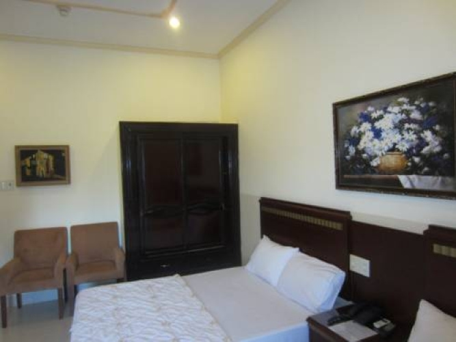 Contempo Hotel
