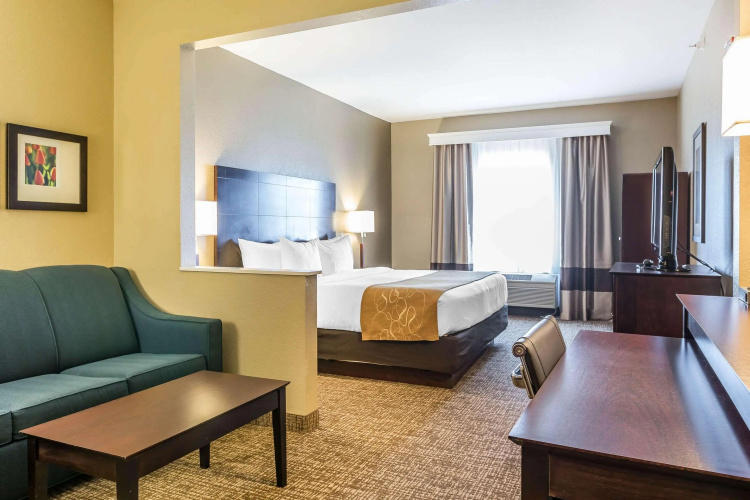 Comfort Suites Fort Wayne North