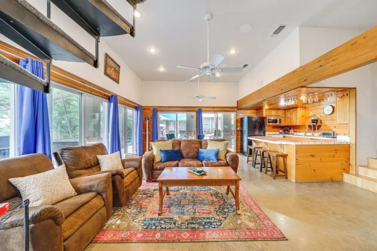 Broken Bow Escape w/ Mountain Views & Pool Access!